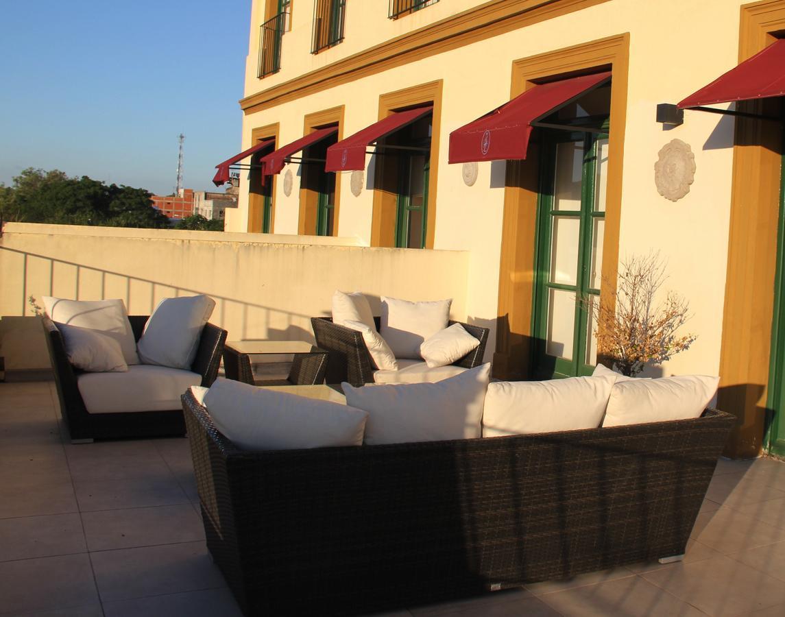 Real Hotel Lujan Exterior photo